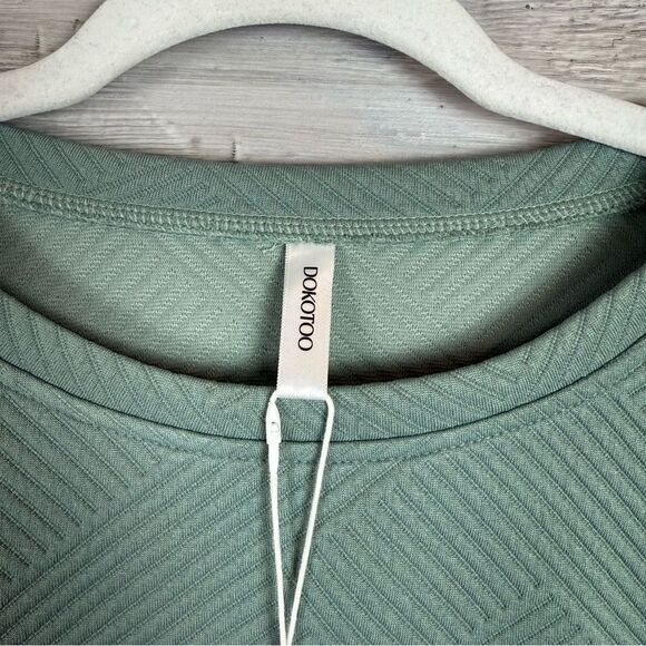 Dokotoo Sage Green Women's Short Sleeve Top - Picture 3 of 6